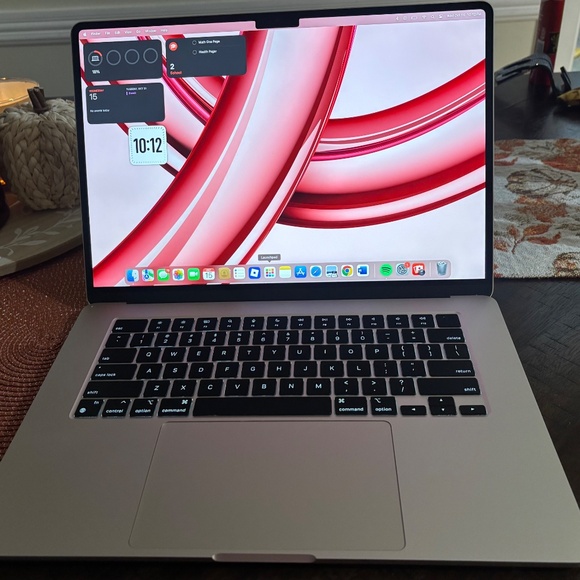 Apple MacBook Air 15-inch M3 Chip 8GB RAM 256GB SSD (2024) - Picture 2 of 3